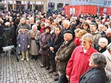 Der Herderplatz ist vllig gefllt !